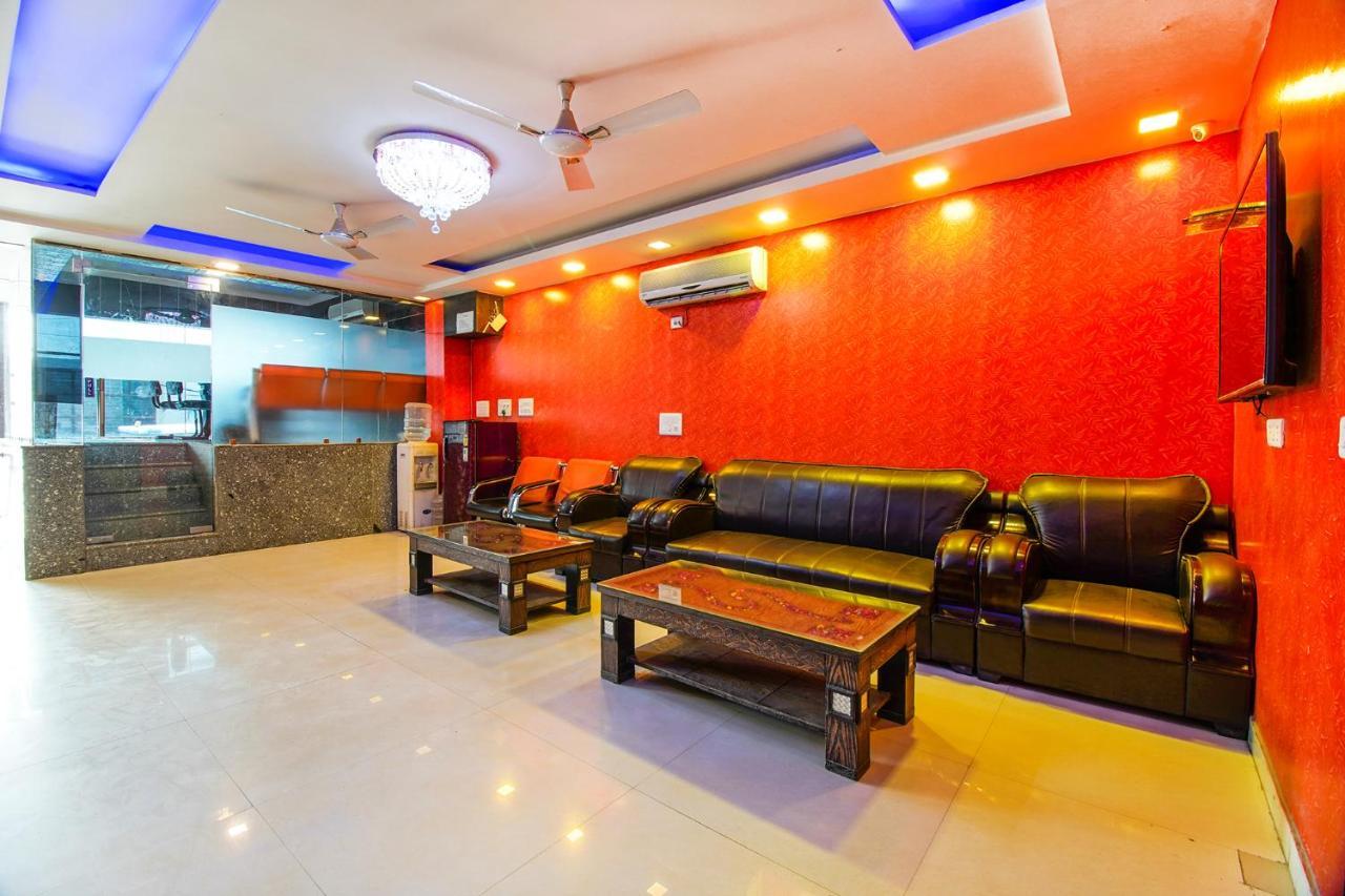 Fabexpress Tp Suite Near Igi Airport New Delhi Eksteriør billede
