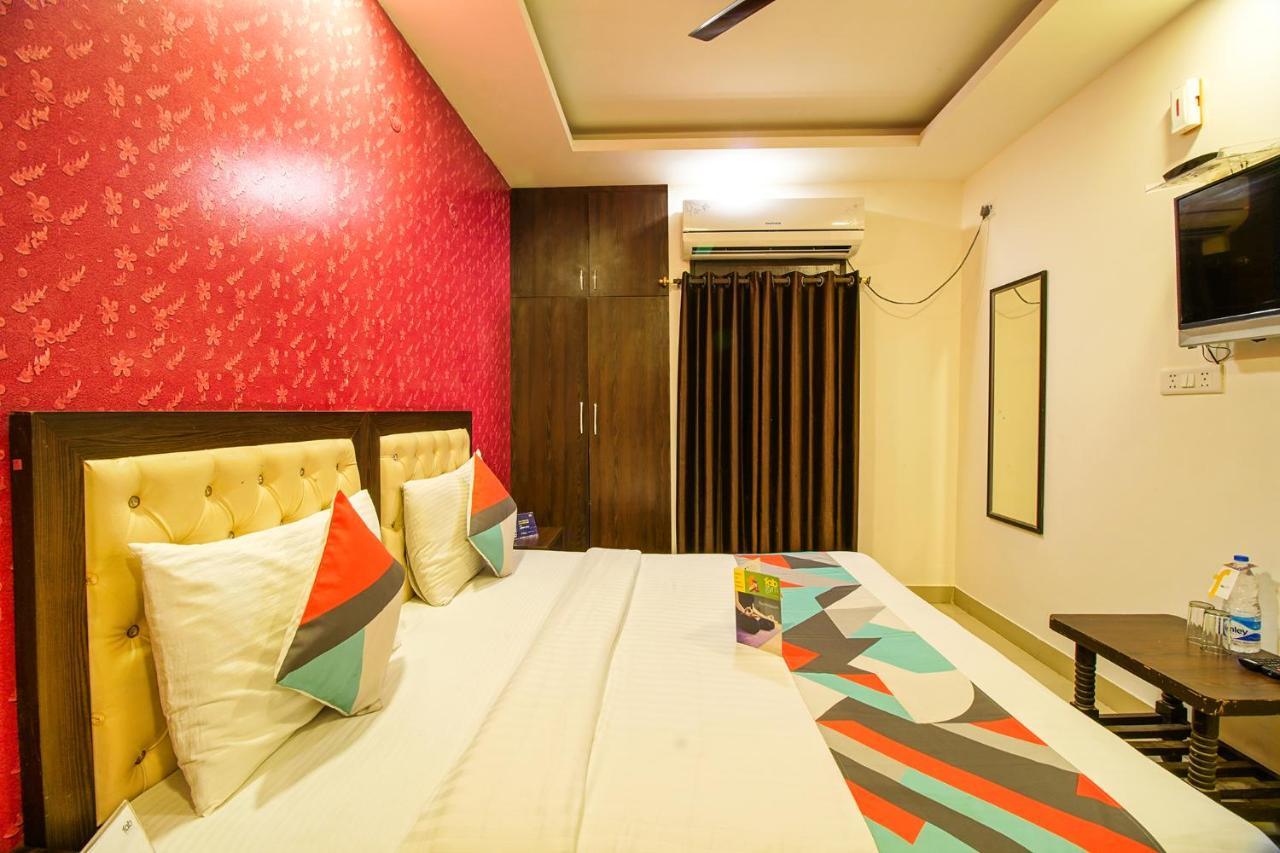 Fabexpress Tp Suite Near Igi Airport New Delhi Eksteriør billede